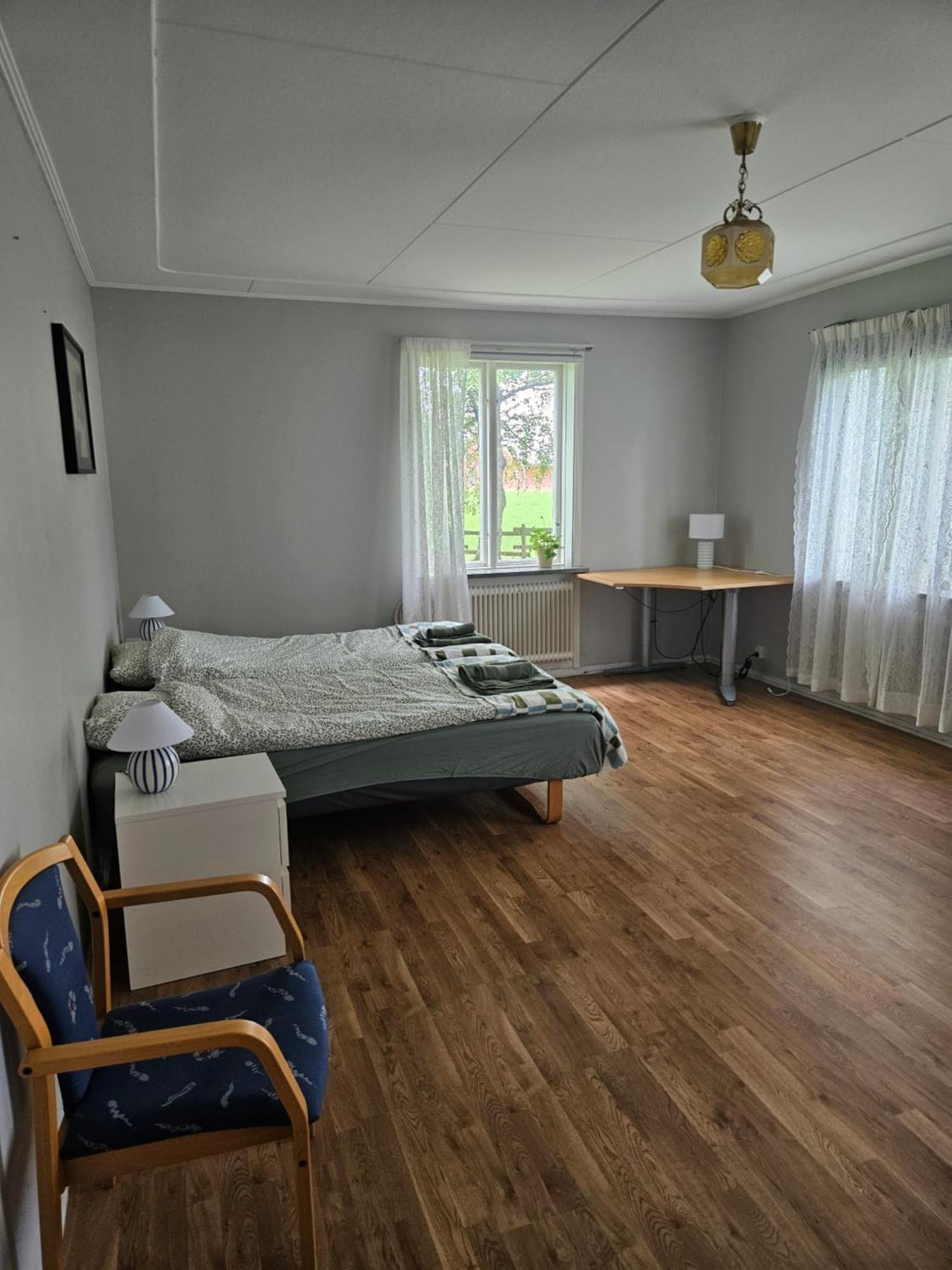 Oernsro Boende Och Staellplatser Skara Zimmer foto